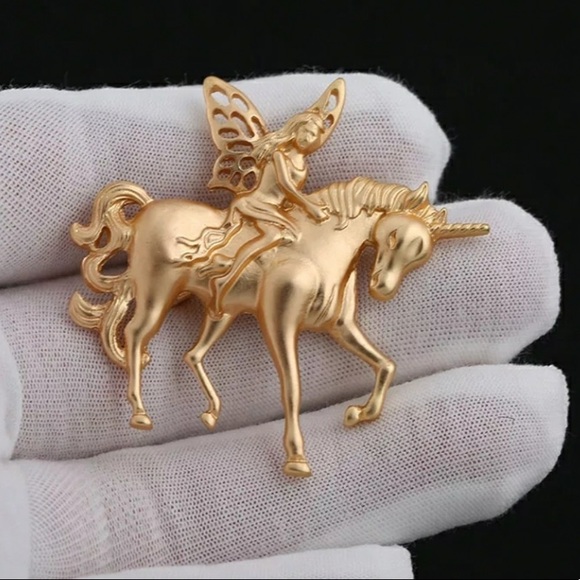 Fanciful Fairy Unicorn pendant brooch Sprite pixie elf Imp faerie faery Pegasus - Picture 4 of 13